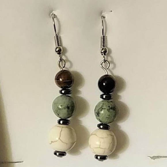mrs_miller373 Jewelry - 3/25 Handmade tiger eye and Agate earrings